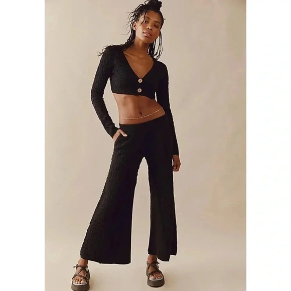 NWT Free People Ziggy Wide Leg Pants Sweater Set Crop Top Cardi Large Black - Picture 1 of 12